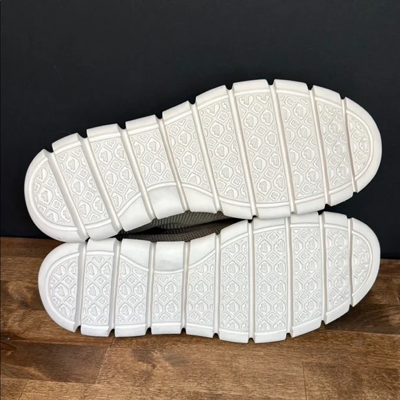 Breeze Men's Urban Ultra Comfor Casual Knit Sneakers Size 11 Men’s - Picture 6 of 6